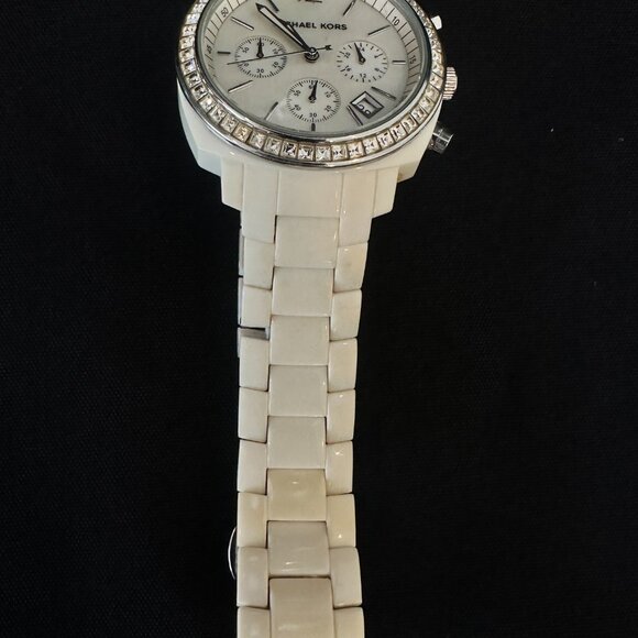 Michael Kors MK5079 Chronograph White Ivory Acrylic Bracelet Watch Crystal Bezel - Picture 4 of 8